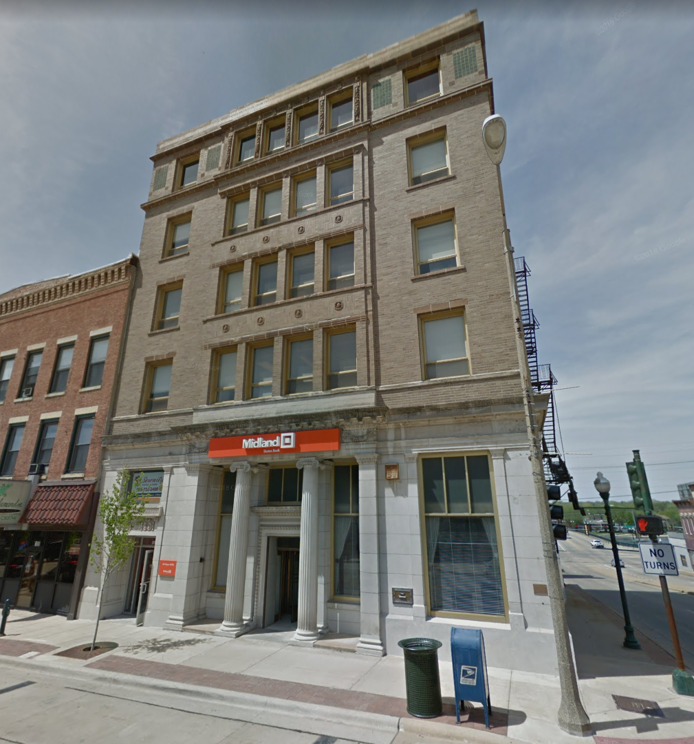 101 West 1st Street - 403-404